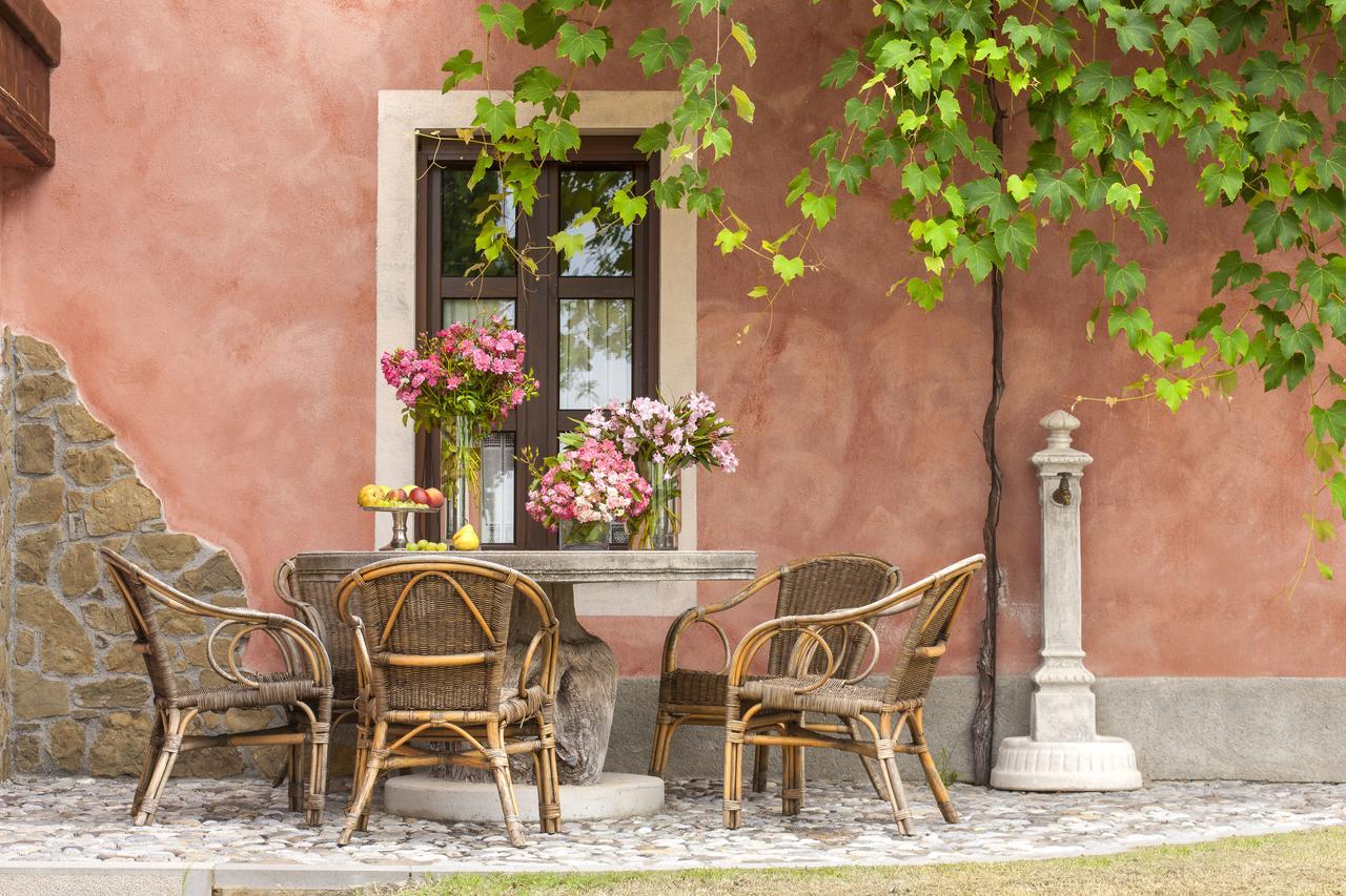Appartamenti Nelle Vigne Capriva del Friuli Exterior foto